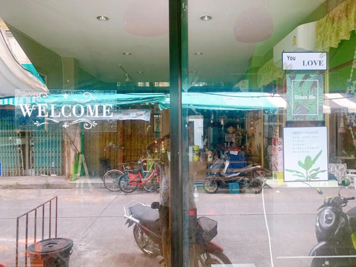 Ying Hostel Bangkok Exterior foto