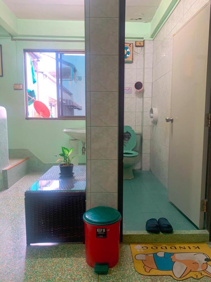 Ying Hostel Bangkok Exterior foto