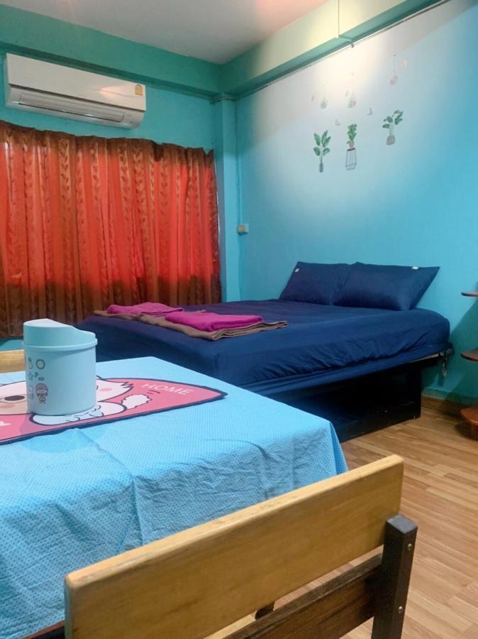 Ying Hostel Bangkok Exterior foto