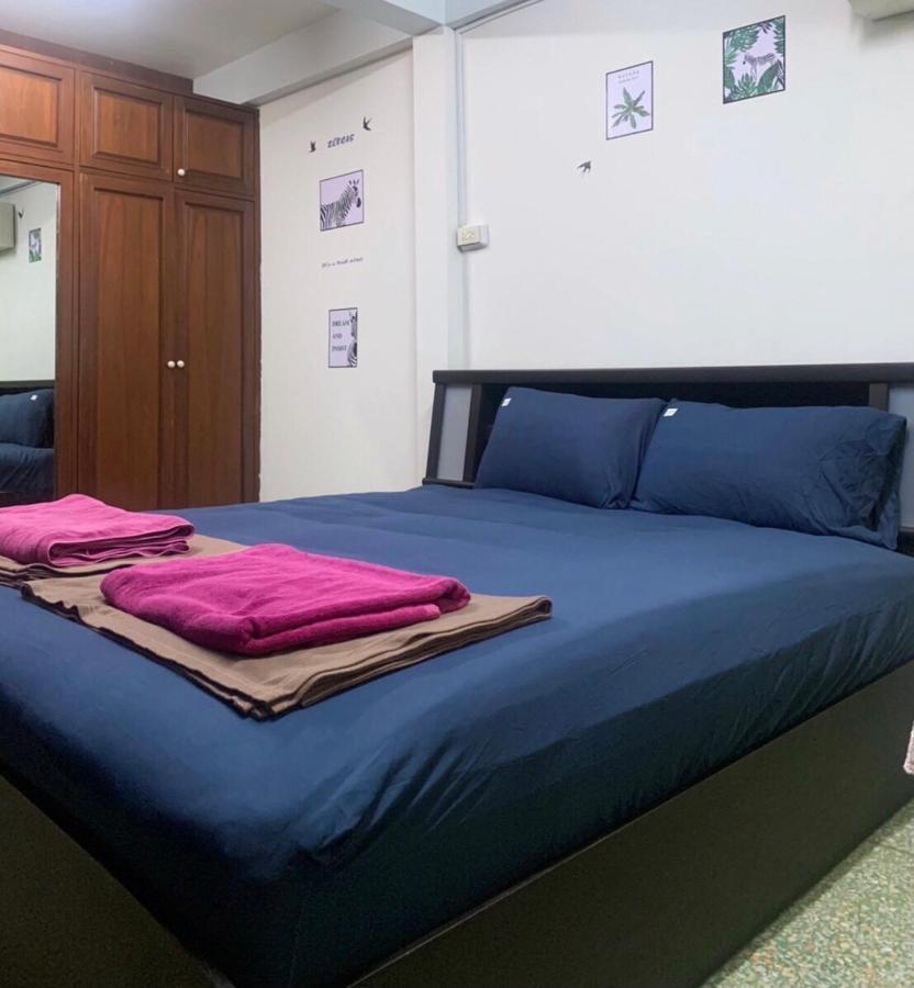 Ying Hostel Bangkok Exterior foto