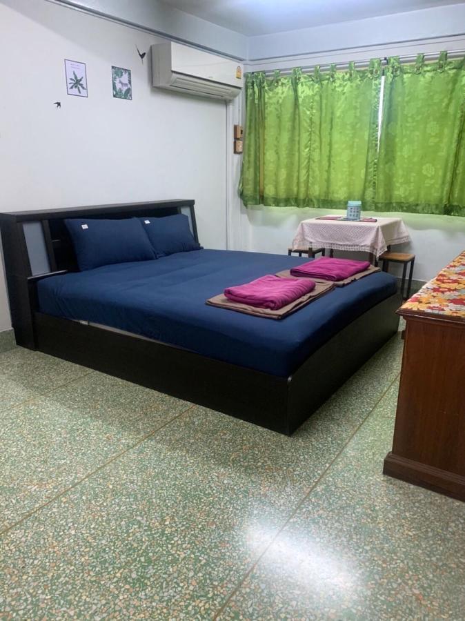 Ying Hostel Bangkok Exterior foto